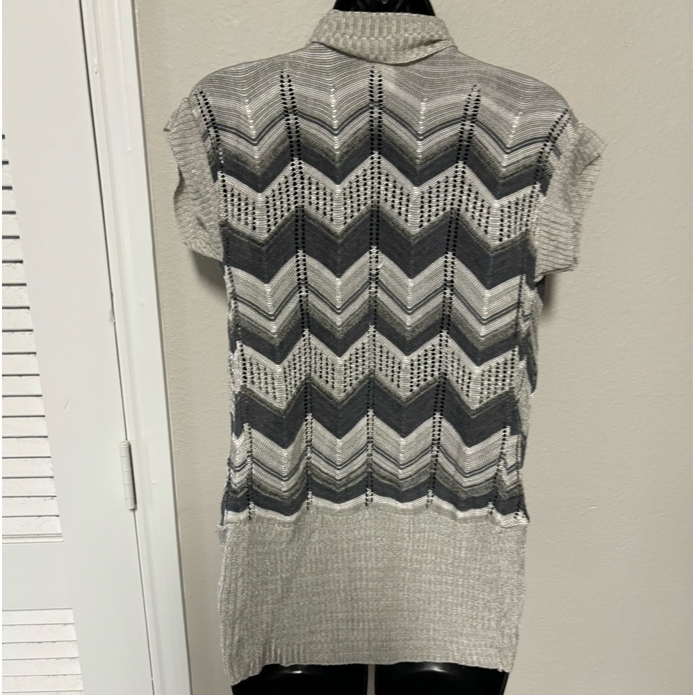 Body Central Knit Patterned Top - Picture 3 of 3
